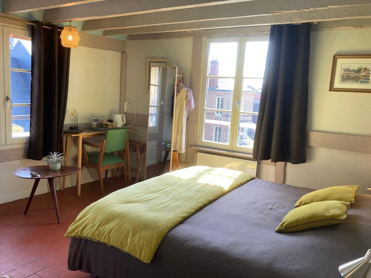 Chambres Chez L'Habitant Capucine Онфльор Екстериор снимка