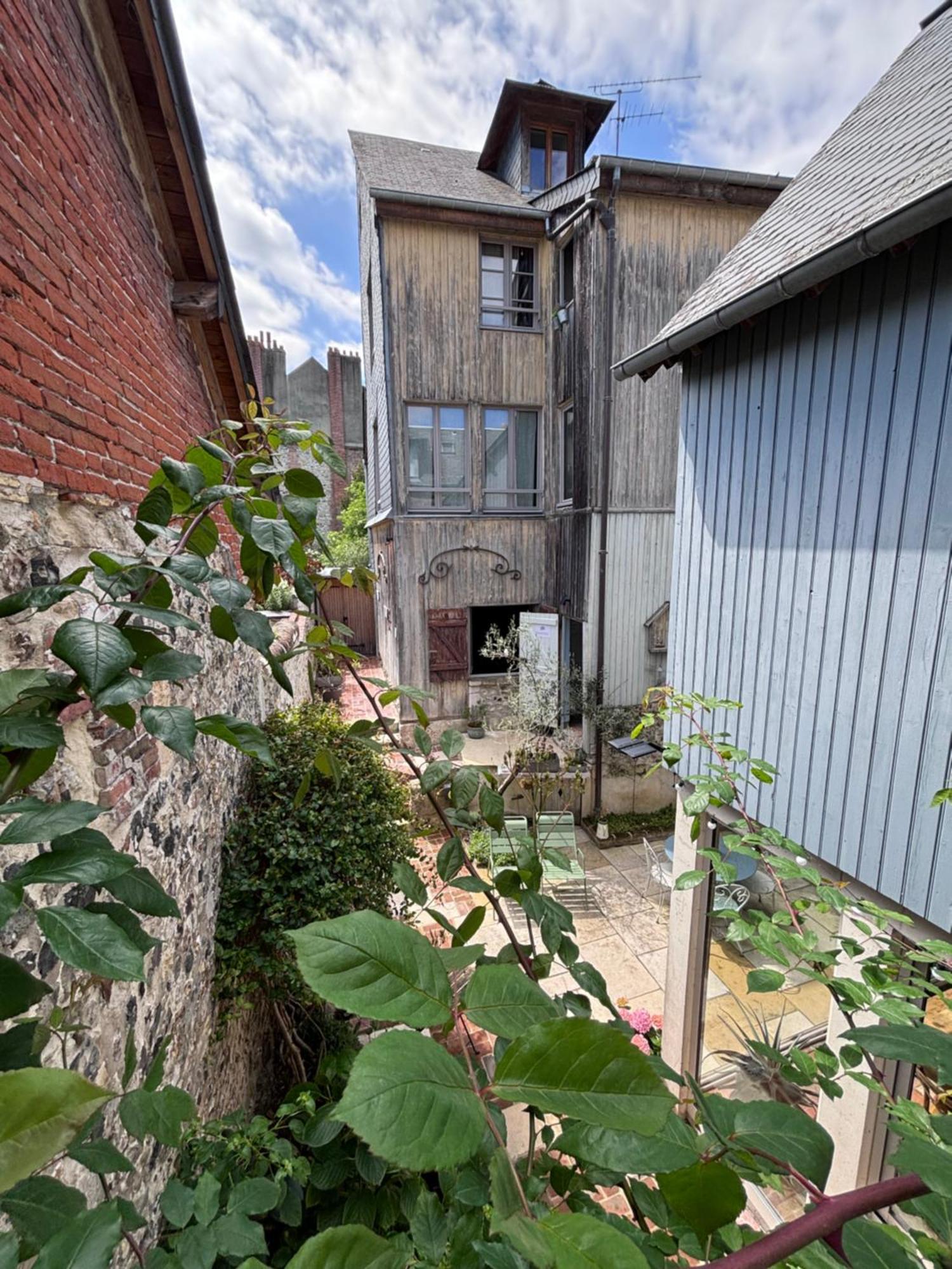Chambres Chez L'Habitant Capucine Онфльор Екстериор снимка